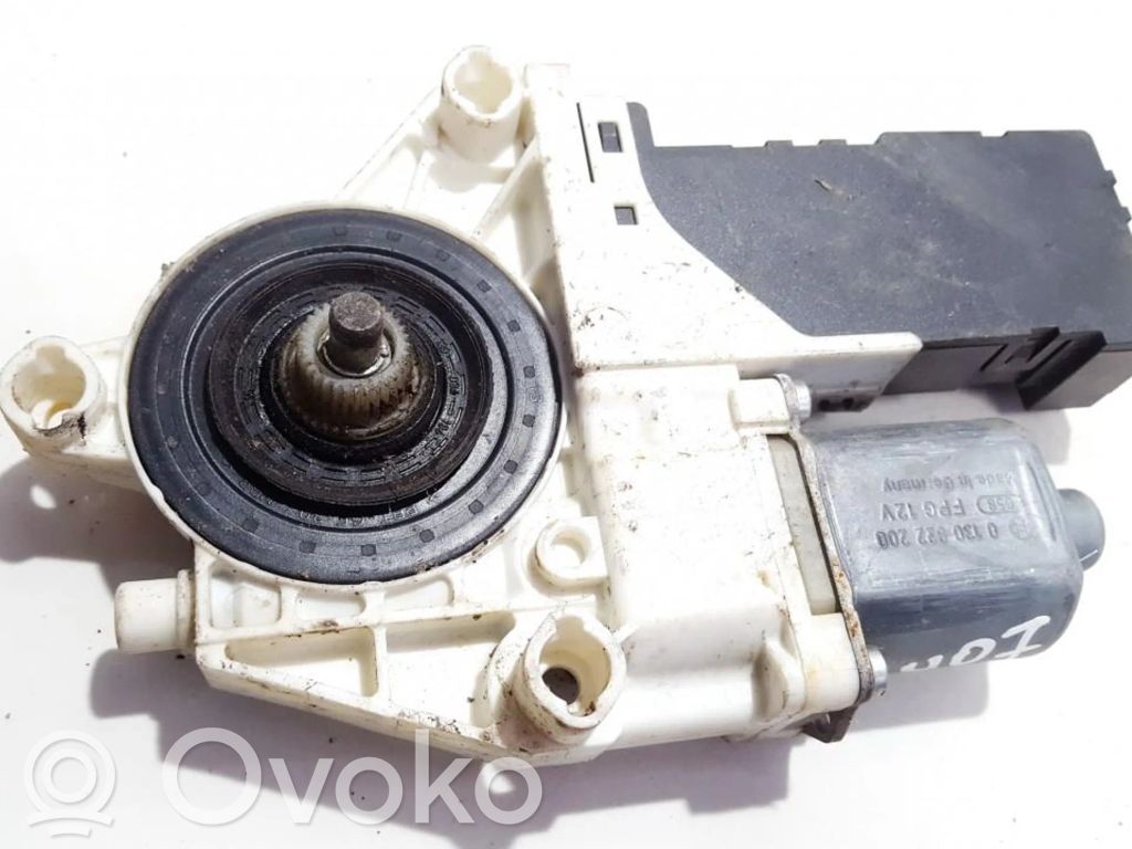 Peugeot 407 Motorino alzacristalli della portiera anteriore