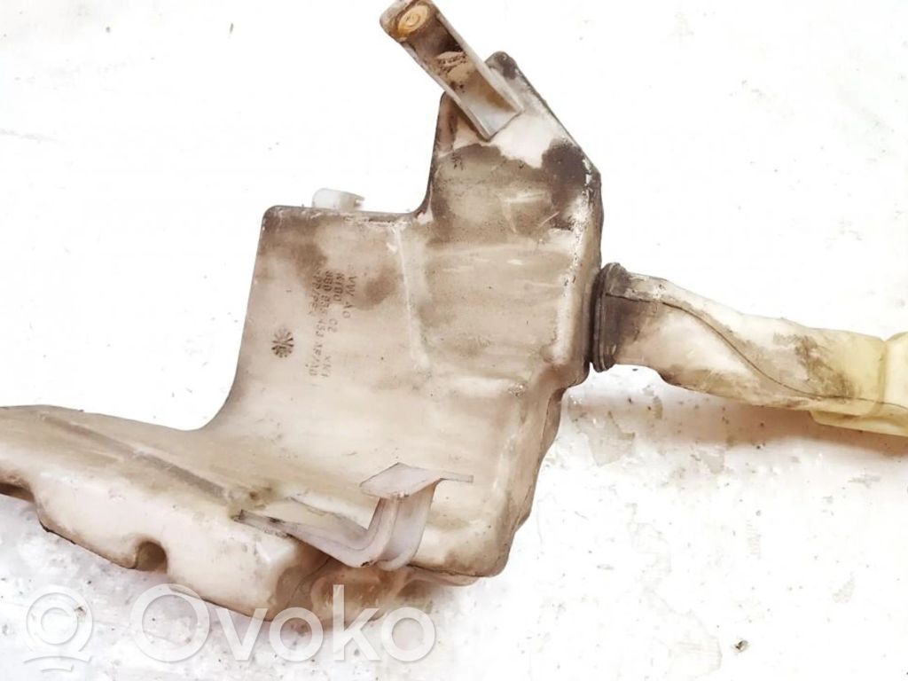 Volkswagen PASSAT B5.5 Zbiornik płynu do spryskiwaczy szyby przedniej / czołowej 