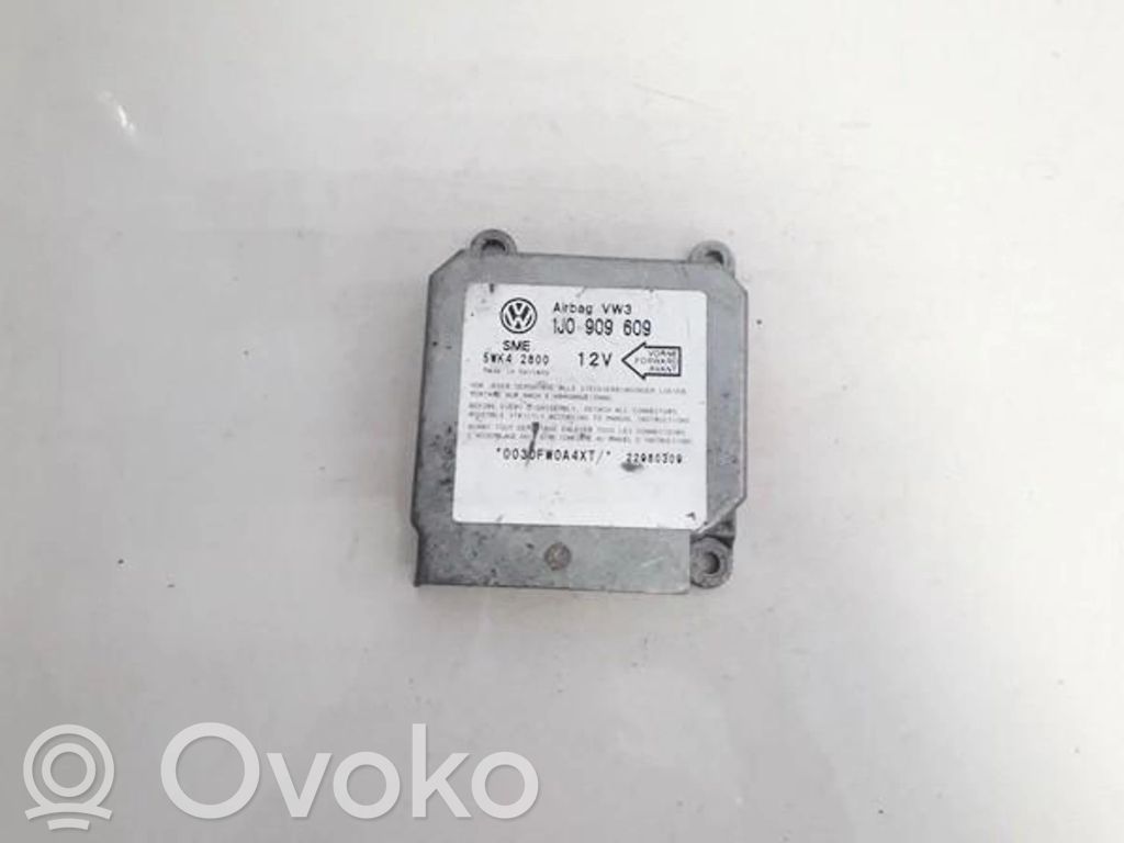 Volkswagen Golf IV Unitate/modul de comandă airbaguri 