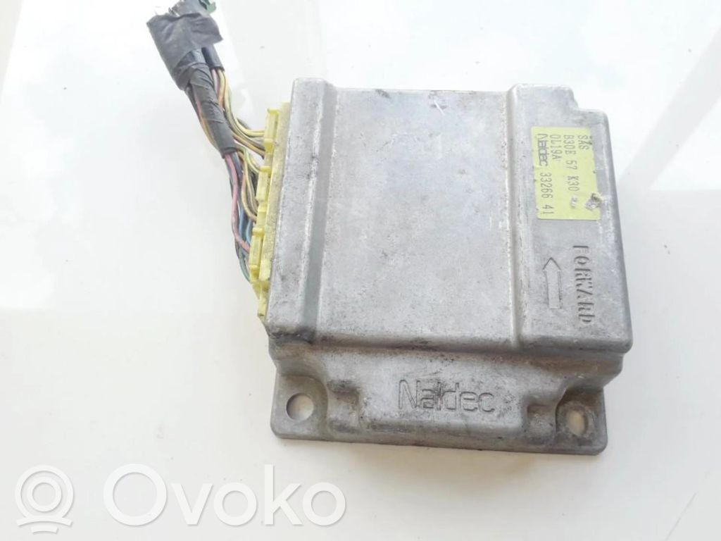 Mazda 323 Turvatyynyn ohjainlaite/moduuli 
