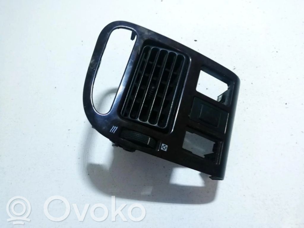 Toyota Avensis T220 Grille d'aération centrale 