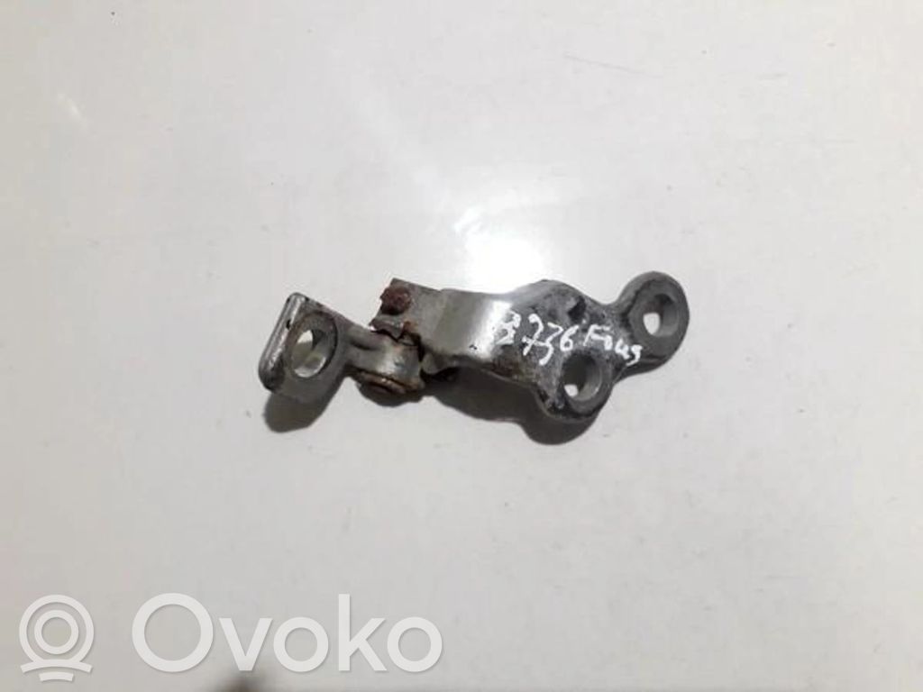 Ford Focus Front door upper hinge 
