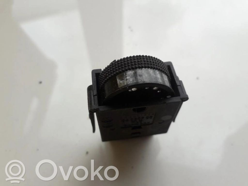 Volkswagen Golf III Interruttore di regolazione livello altezza dei fari 