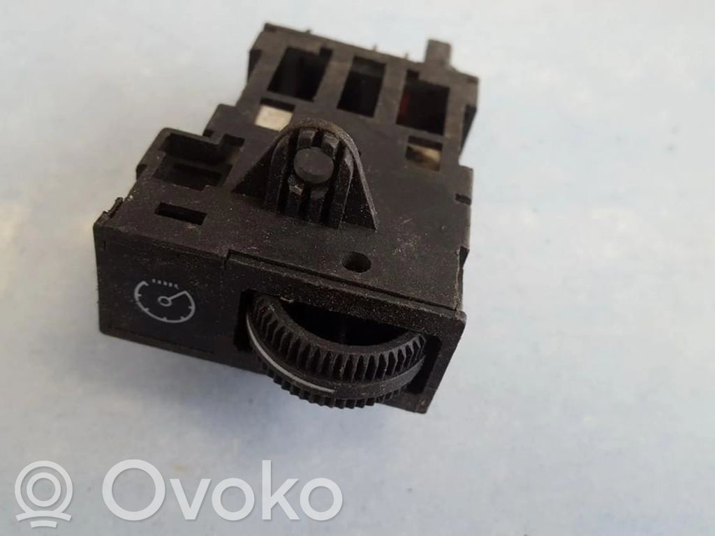 Ford Mondeo MK II Licznik / Prędkościomierz