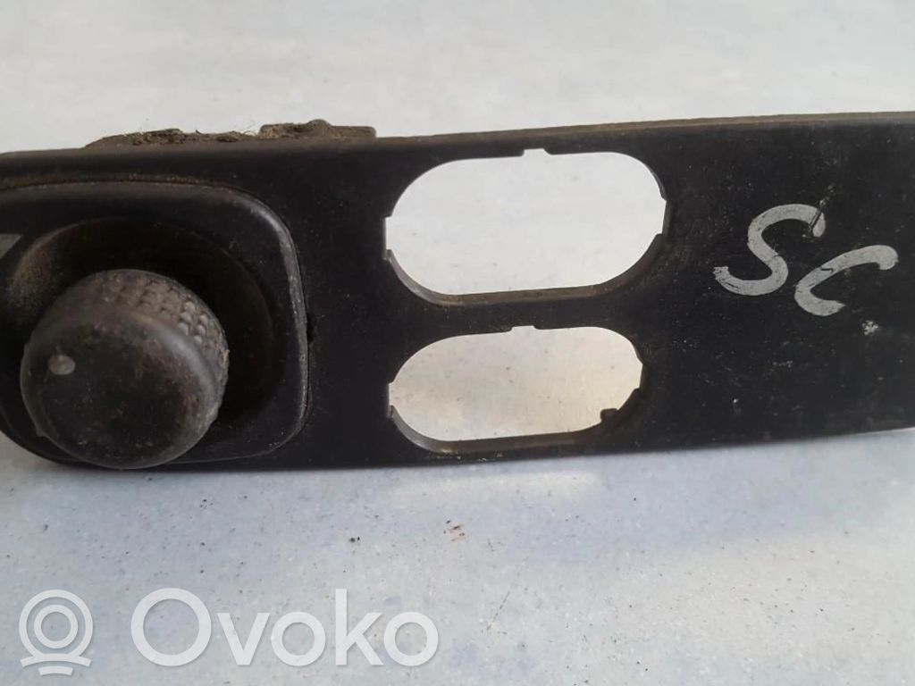 Ford Escort Wing mirror switch 