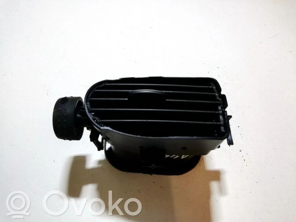 Mercedes-Benz A W168 Rejilla de ventilación central del panel 
