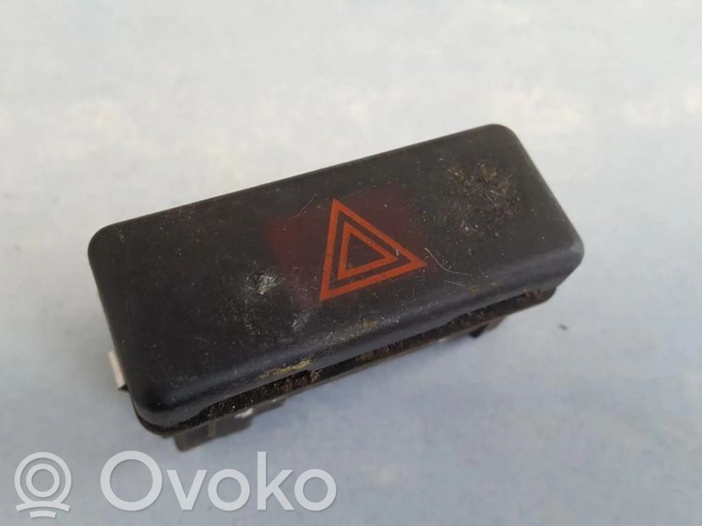 BMW 5 E39 Interruttore luci di emergenza