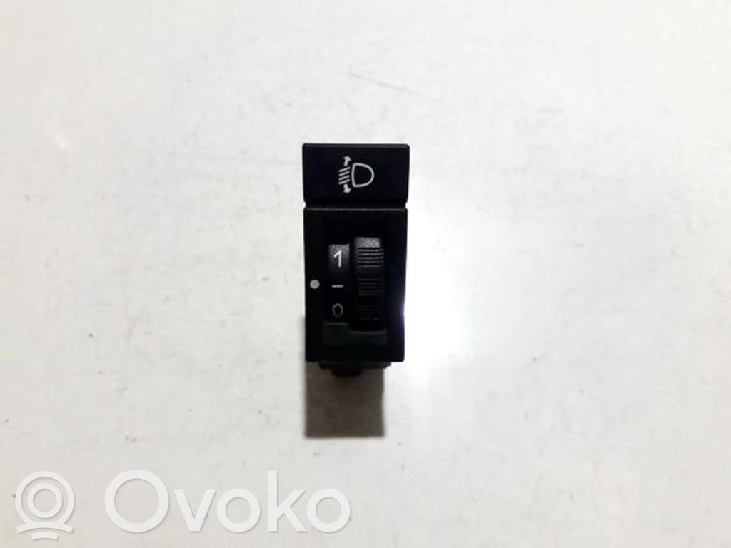 Headlight level height control switch   1925698,1925698