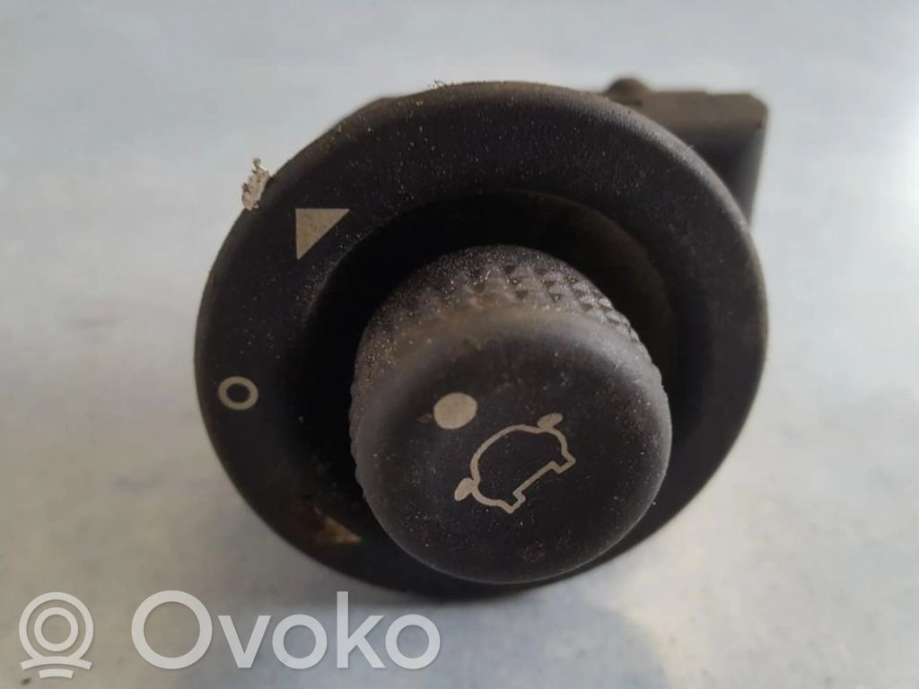 Interruptor del espejo lateral   93BG17B676BA,K808X,93BG17B676BA,K808X