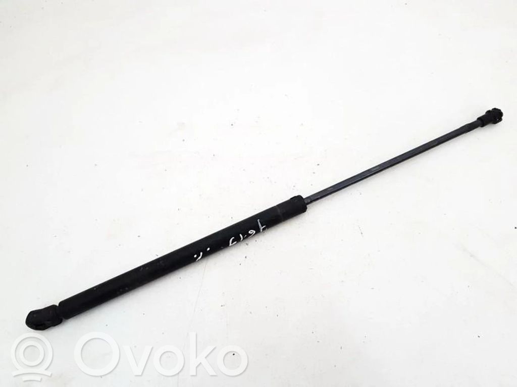 Volkswagen Polo Siłownik maski przedniej