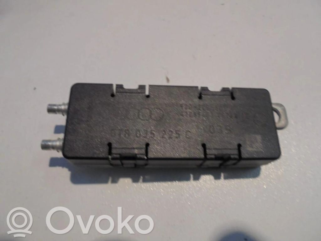 Audi A5 8T 8F Antennin ohjainlaite 