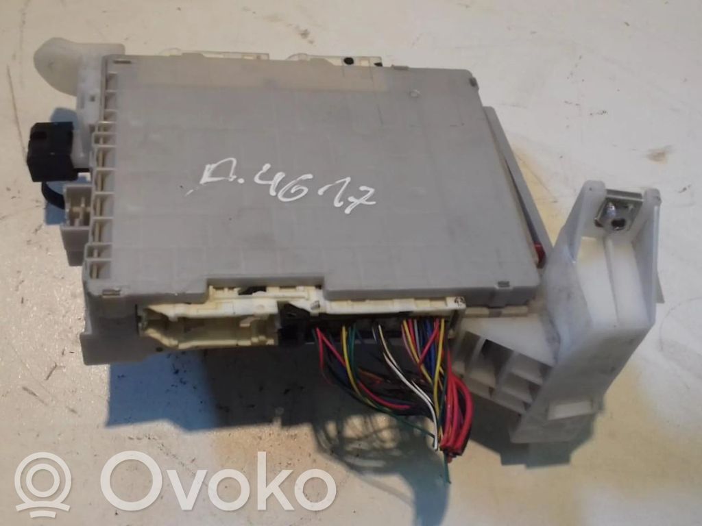 Toyota Prius (XW30) Modulo comfort/convenienza 