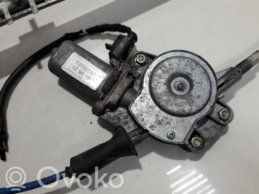 Silnik regulatora szyby drzwi przednich   77702580,129608,129608,77702580