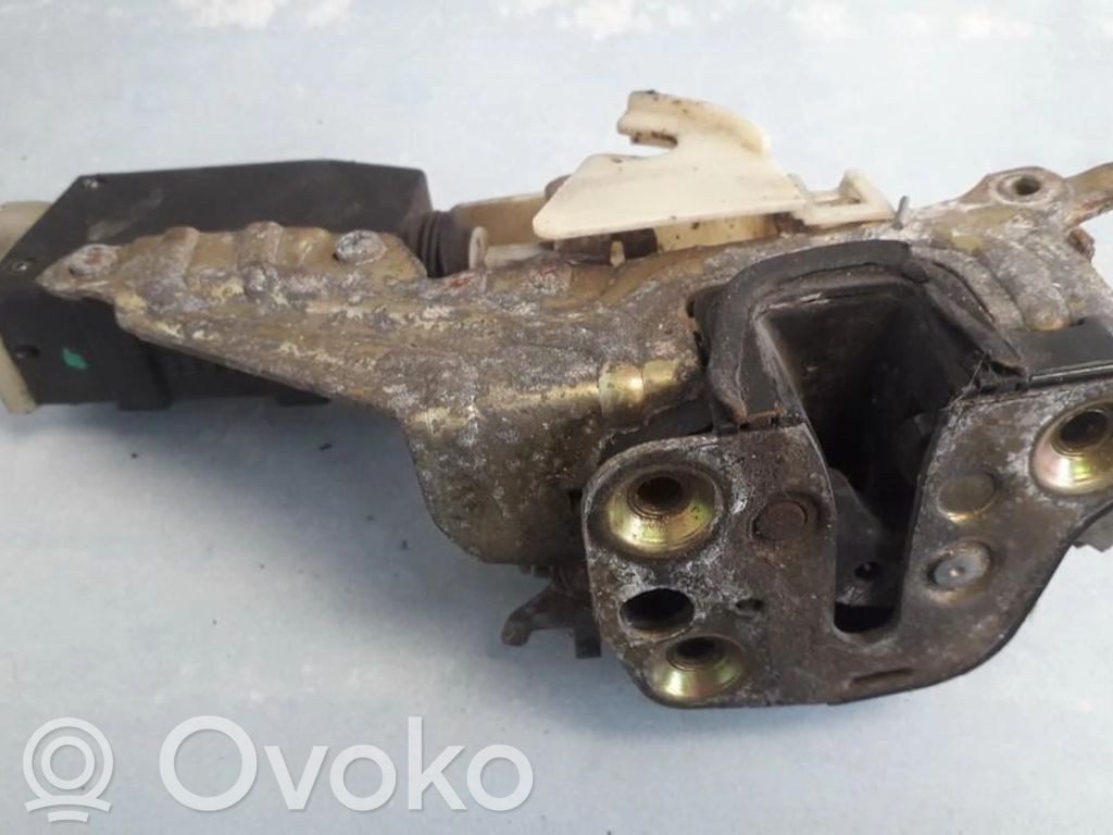 Opel Omega A Serratura portiera anteriore