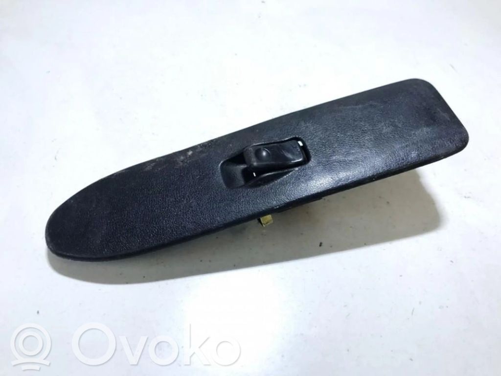Mazda MPV Przyciski szyb 