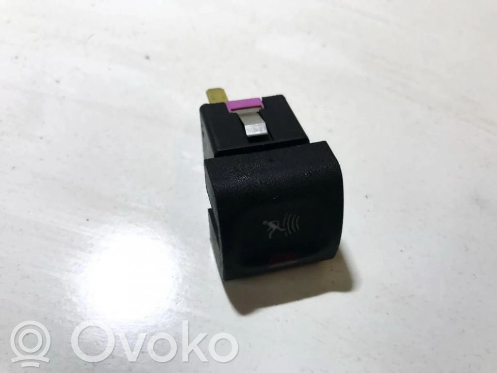 Opel Omega B1 Interruptor de la alarma 