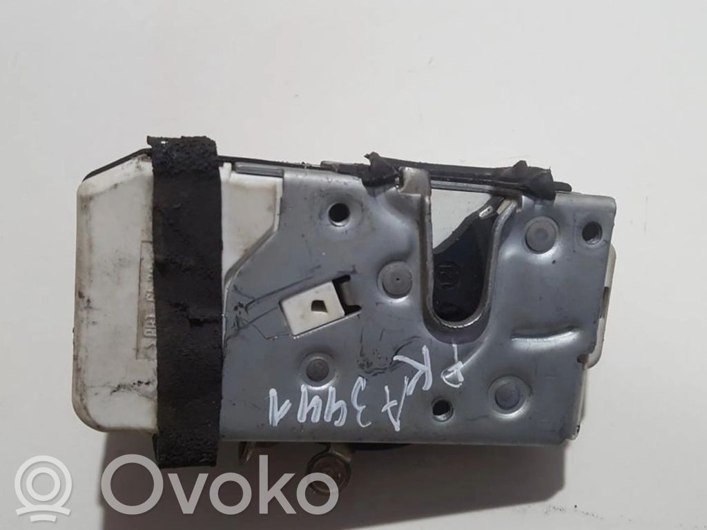Saab 9-5 Priekšpusē slēdzene 