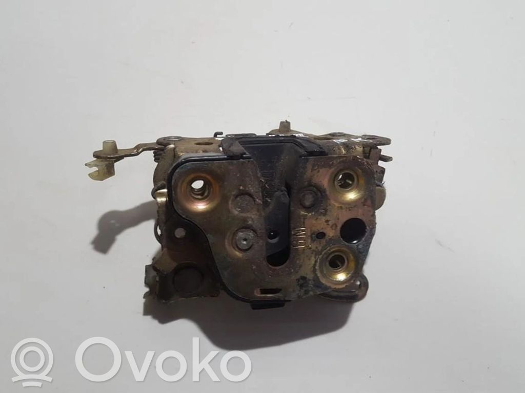 Etuoven lukko