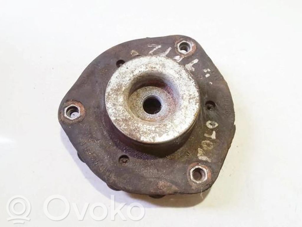 Volkswagen Polo Kierrejousen kiinnitys 