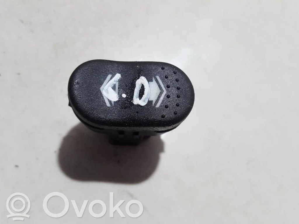 Ford Focus Interruptor del elevalunas eléctrico 