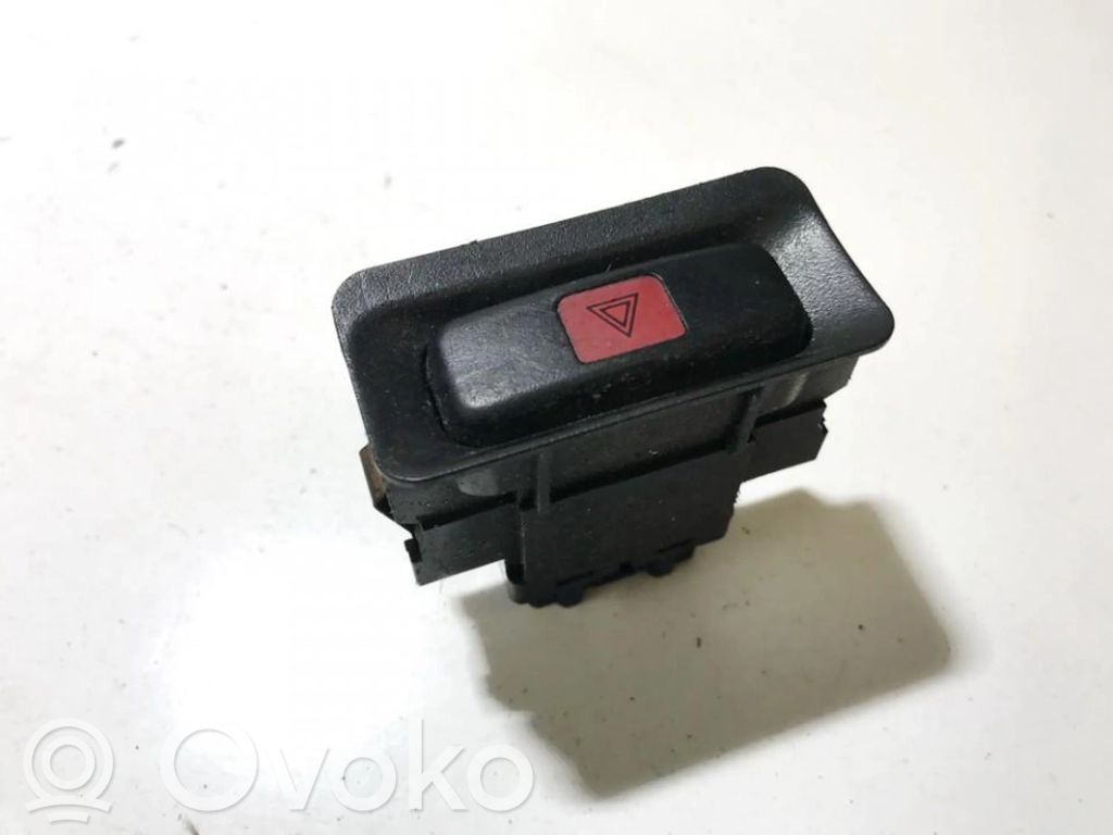Botón interruptor de luz de peligro   HD21,M115441,HD21,M115441