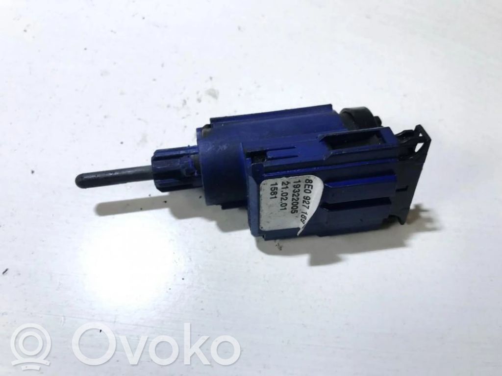 Audi A4 S4 B6 8E 8H Czujnik pedału hamulca / stopu 