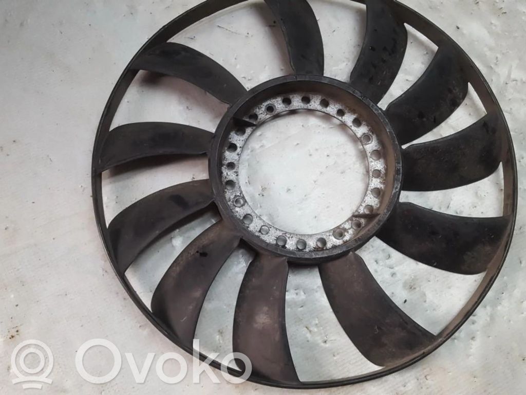 Impulsor de ventilador   058121301B,058121301B