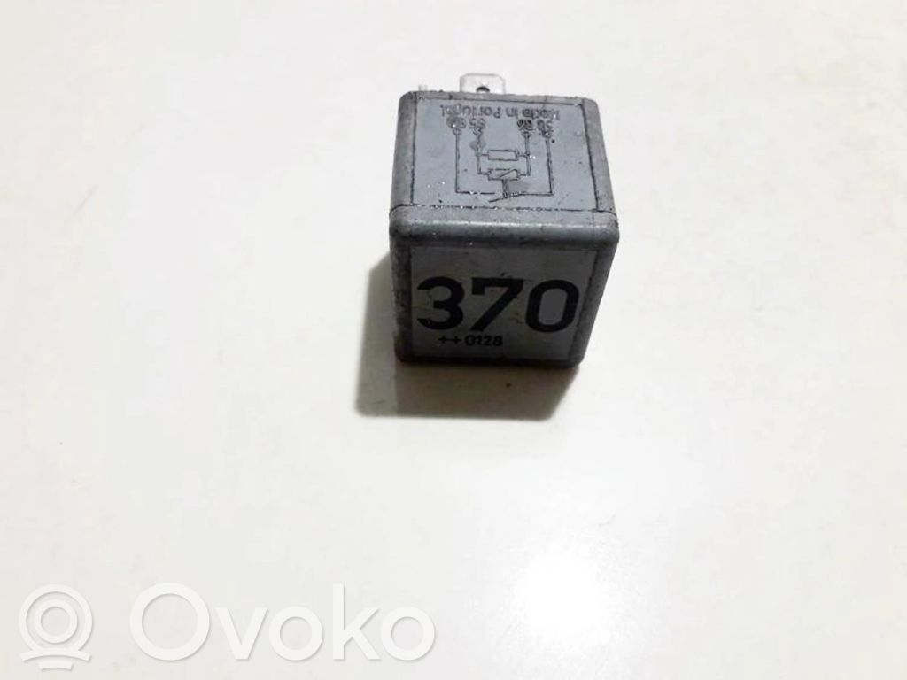 Altri relè   8D0951253,V23134J52X300,8D0951253,V23134J52X300