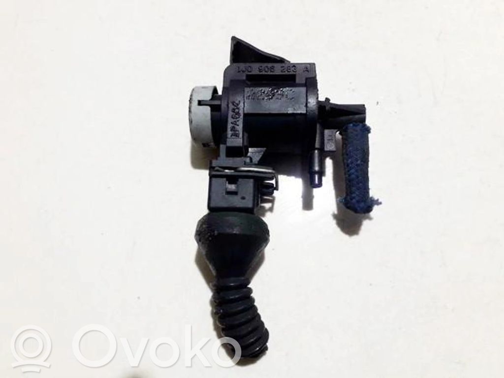 Volkswagen Golf IV Solenoid supapă turbosuflantă