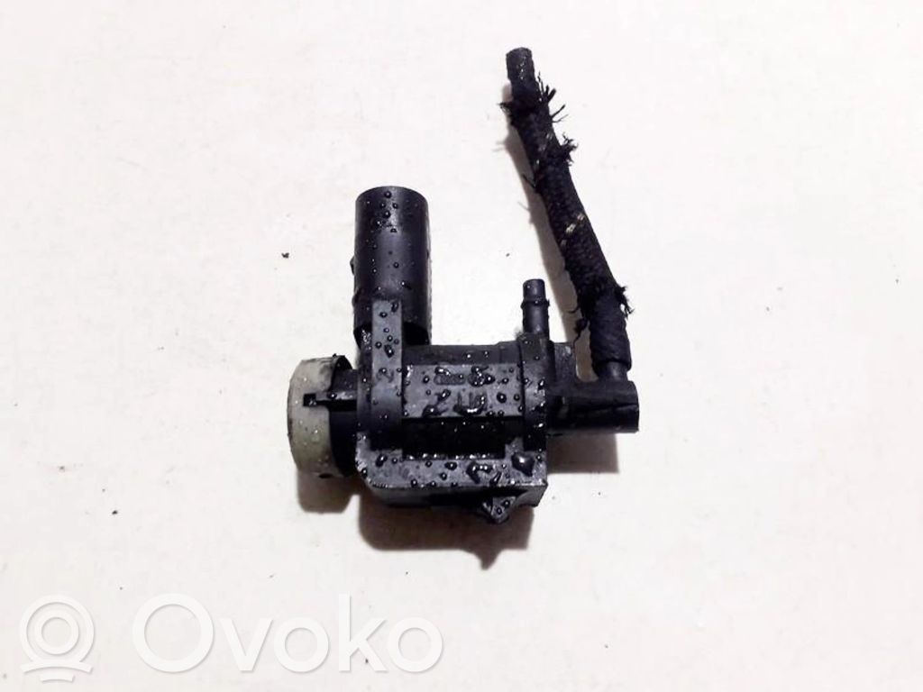 Volkswagen PASSAT B5 Solenoid supapă turbosuflantă