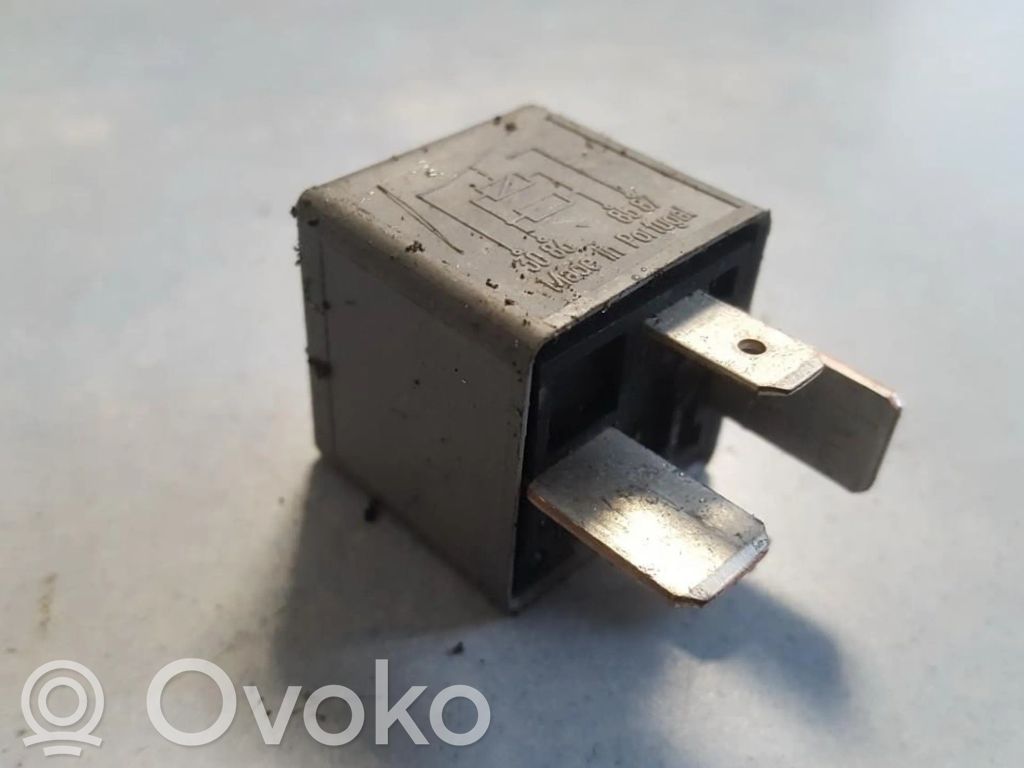 Altri relè   8D0951253,8D0951253