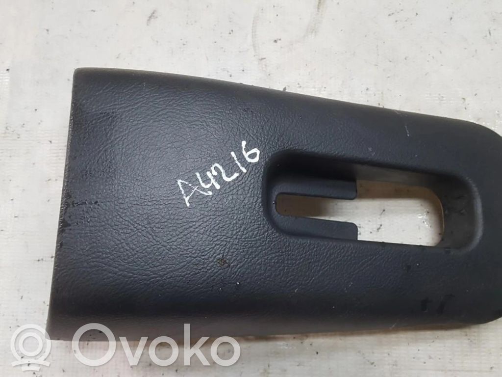 Toyota Corolla Verso AR10 Rivestimento del piantone del volante