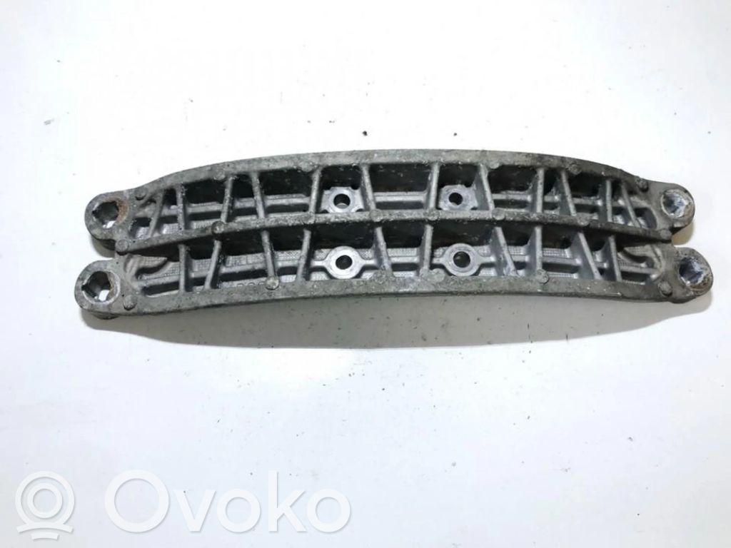 Lexus GS 300 350 430 450H Engine mounting bracket
