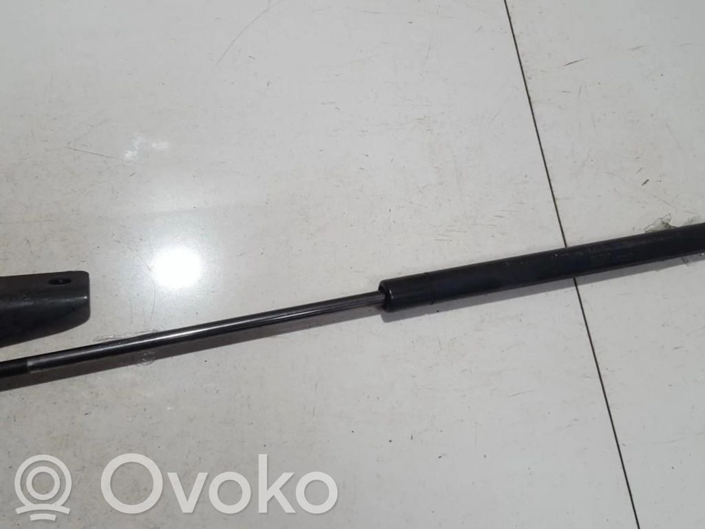 Volvo XC90 Amortizor hayon 