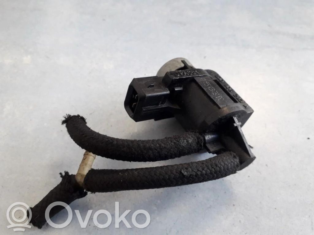 Volkswagen PASSAT B5 Solenoid supapă turbosuflantă