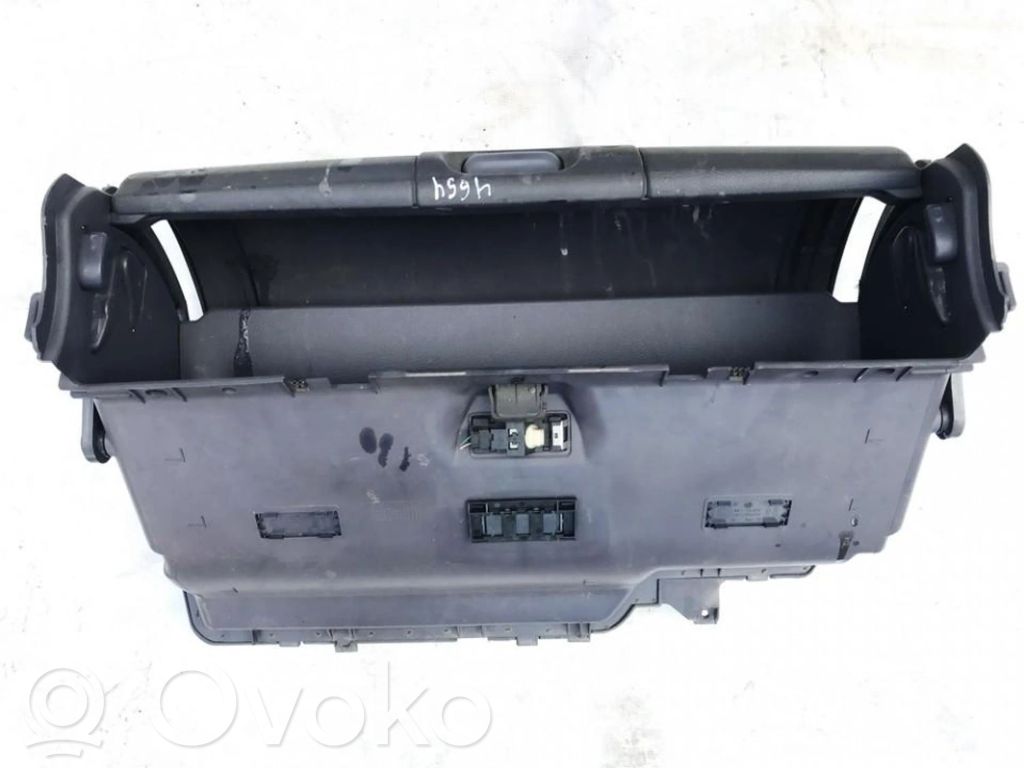 Renault Espace III Handschuhfach 