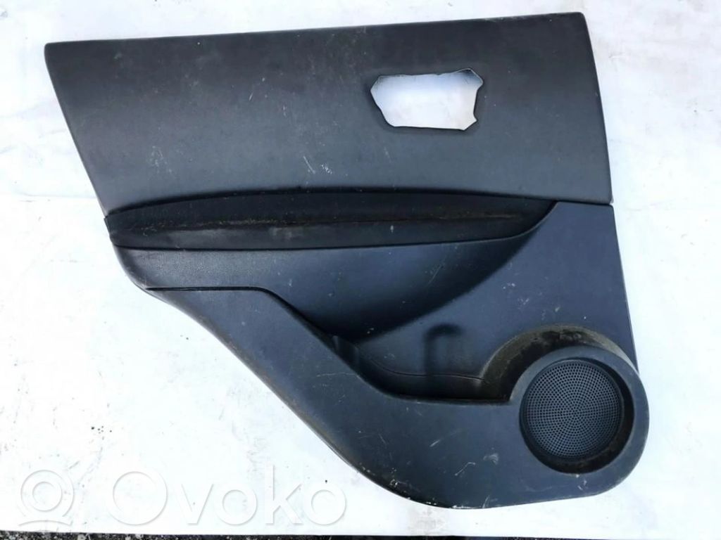 Nissan Qashqai Rivestimento del pannello della portiera posteriore 