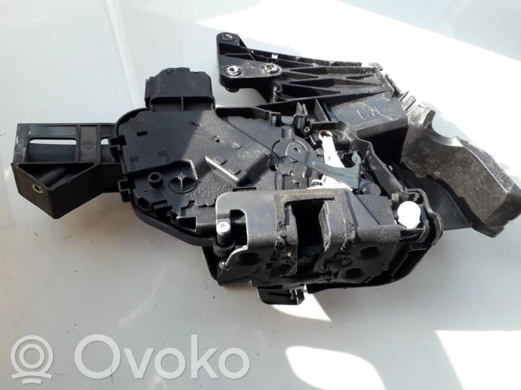 Ford Focus Zamek drzwi tylnych 