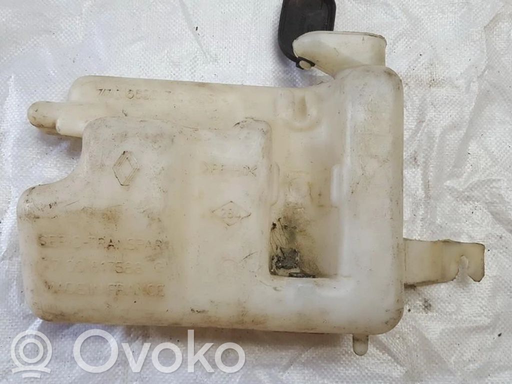 Renault Twingo I Tuulilasinpesimen nestesäiliö 