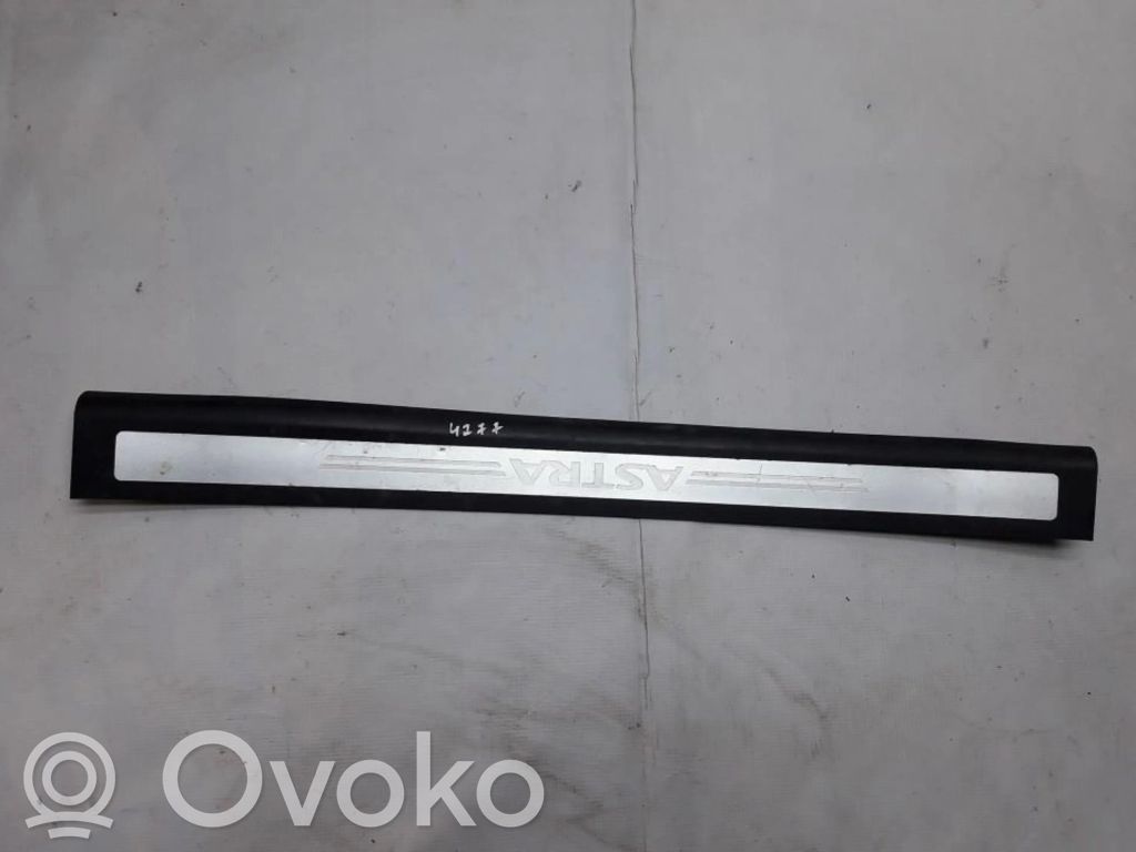 Opel Astra H Capac prag față 