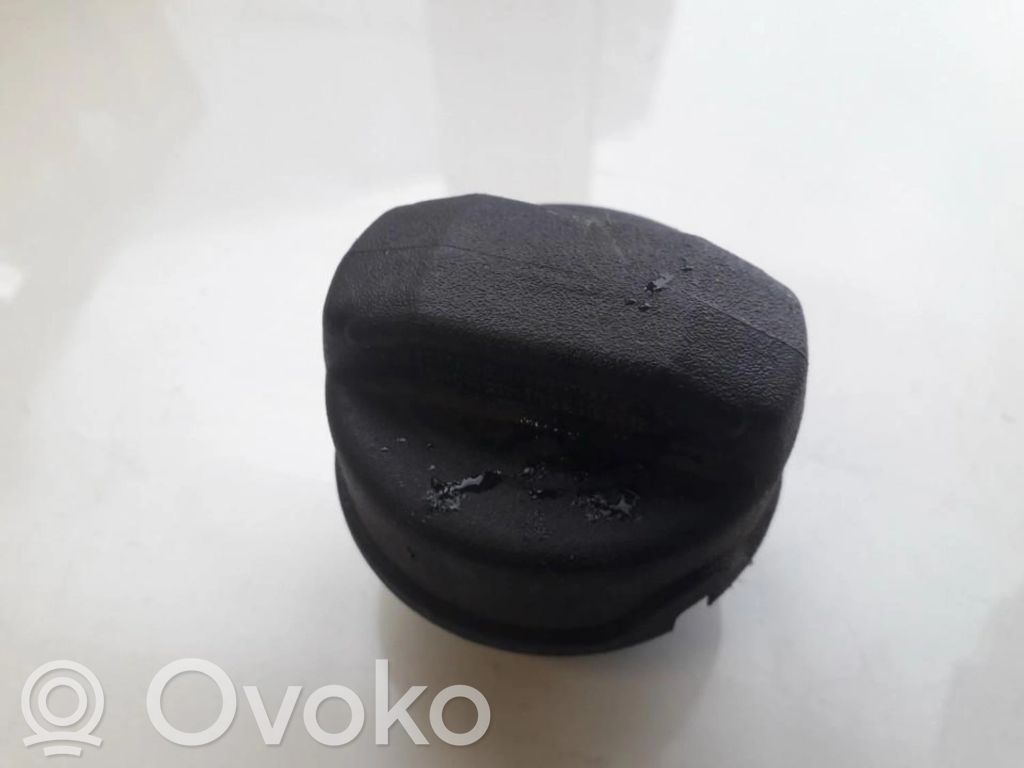 Volkswagen Golf III Tappo del serbatoio del carburante