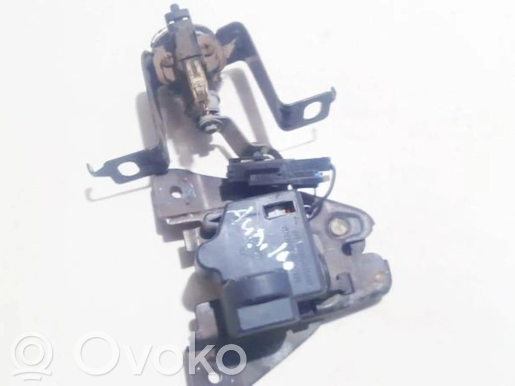 Audi 100 200 5000 C3 Încuietoare portbagaj 