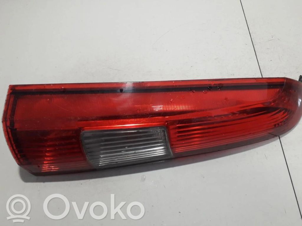 Volvo V70 Feux arrière / postérieurs