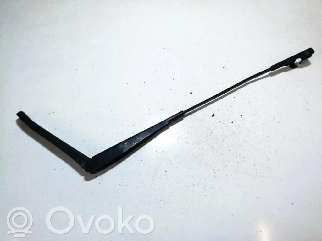 Ford Focus Front wiper blade arm 