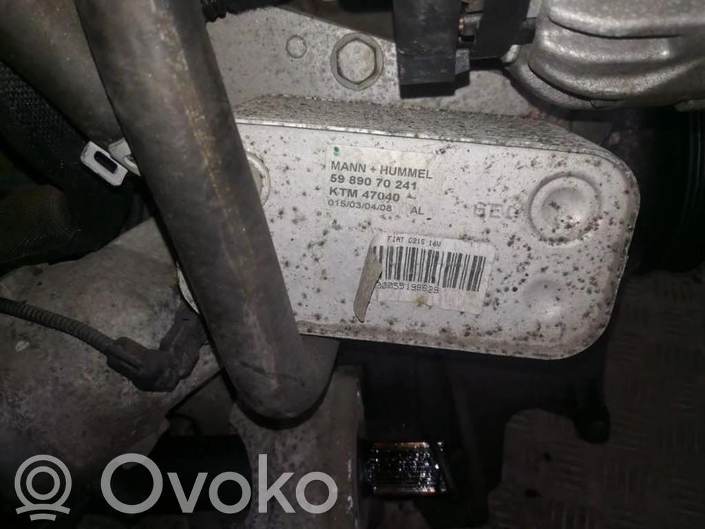 Opel Astra H Radiator ulei motor 
