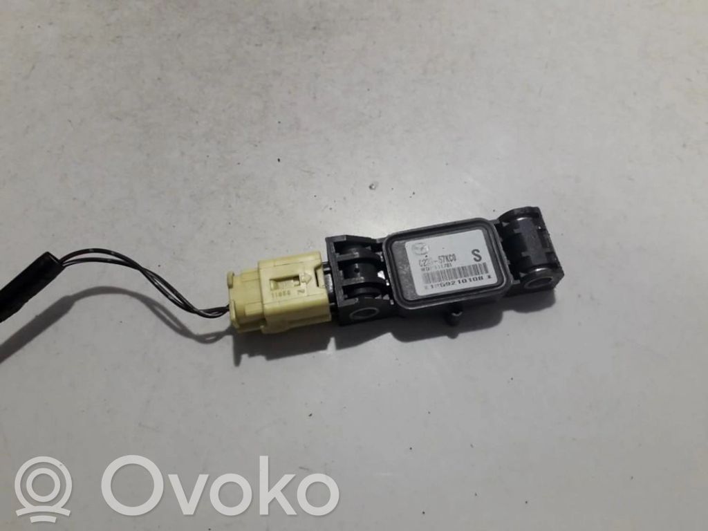 Mazda 5 Sensore d’urto/d'impatto apertura airbag 