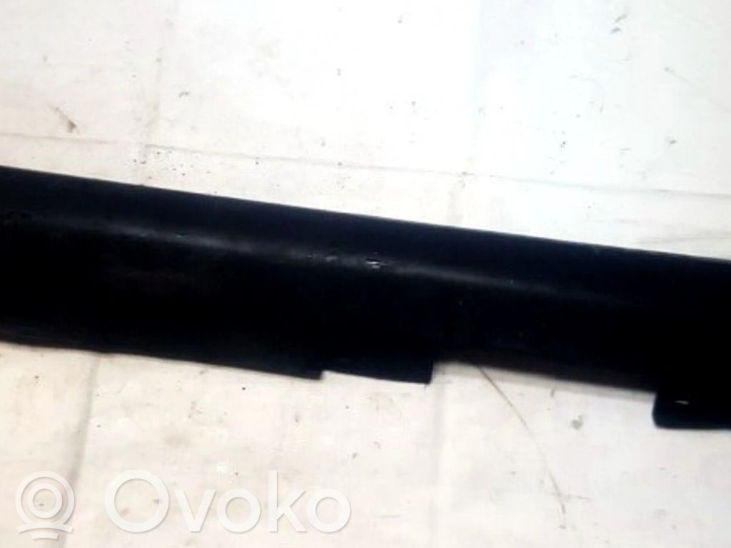 Toyota Corolla Verso AR10 Sottoporta 
