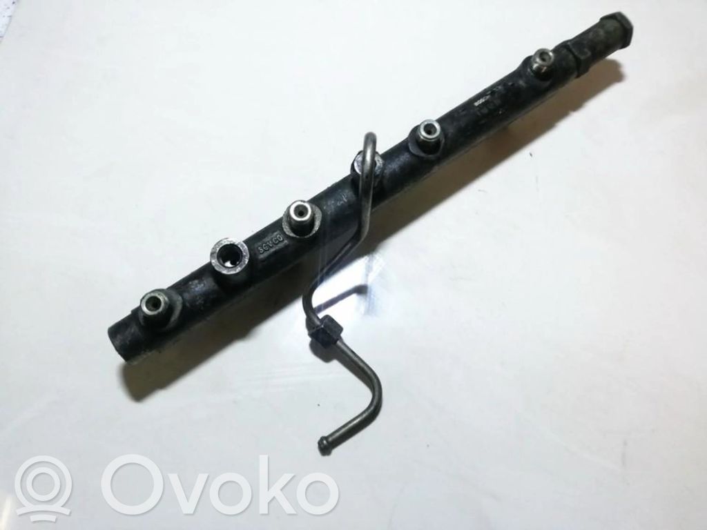 Volvo S40, V40 Fuel main line pipe 