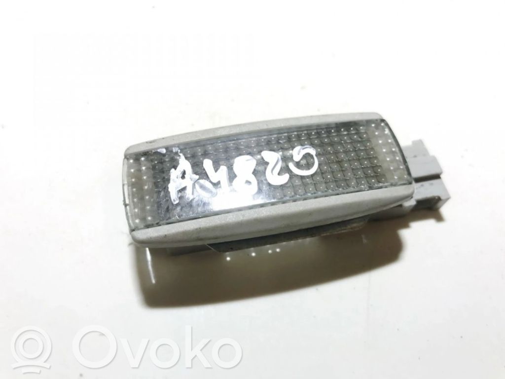Otras luces interiores   3B0947113,Y20,3B0947113