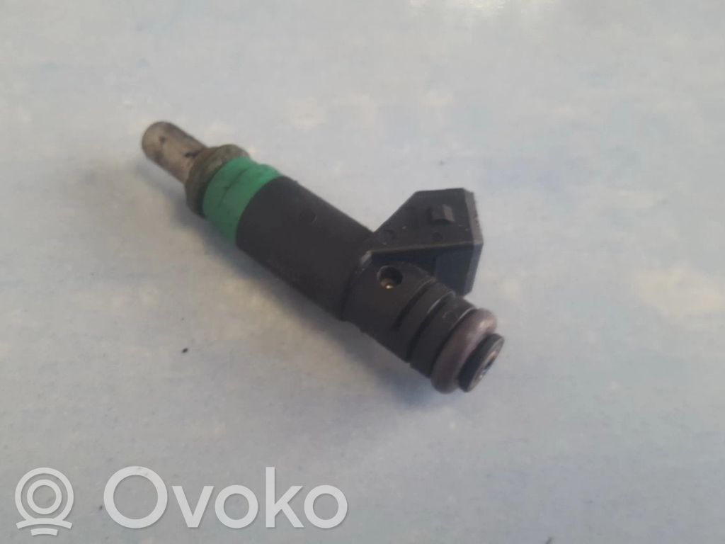 Volvo S40, V40 Inyector de combustible 
